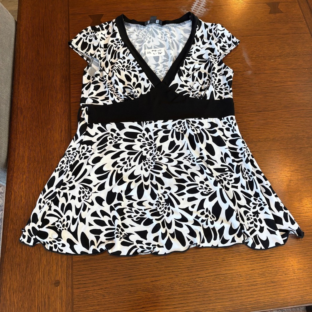 Y2K A. Byer Womens Black White Floral Empire Waist Babydoll Tunic Top Large